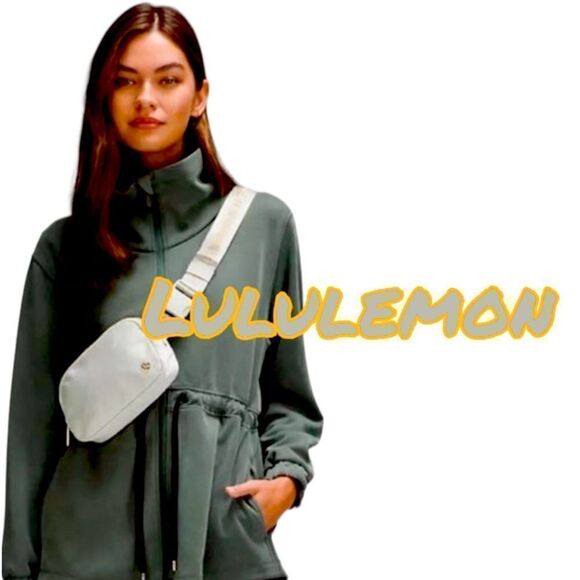 🎉Lululemon Holiday Edition belt bag - Picture 1 of 7